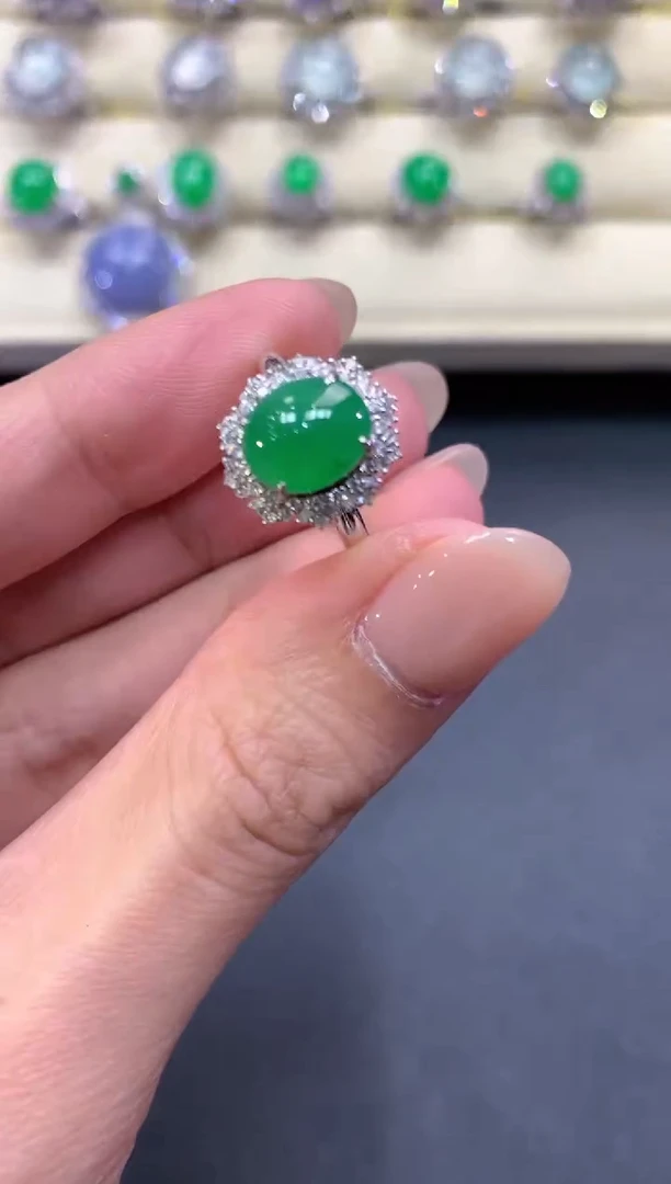 【闪购商品】翡翠戒指18K金镶嵌a194