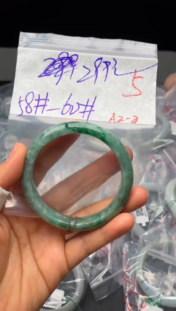 【闪购商品】定制翡翠未镶嵌毛货需精细抛光+多样性发货拍一发一