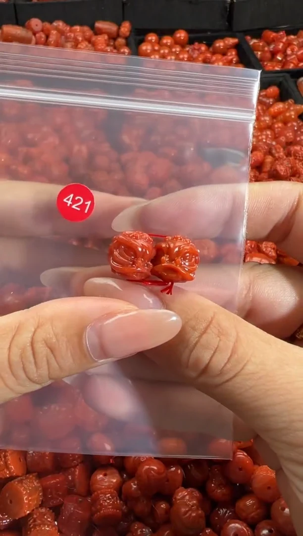 颈饰未镶嵌南红玛瑙1