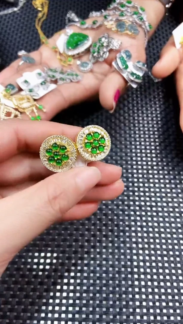 【闪购商品】翡翠耳饰未镶嵌111111111