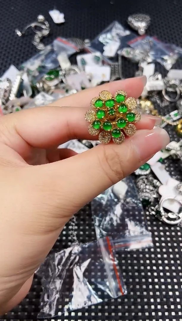 翡翠戒指未镶嵌1111111111