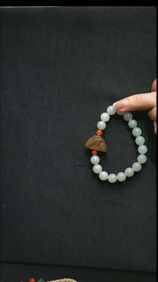 未镶嵌手链和田玉琳**墨未镶嵌 手链 和田玉 琳*墨