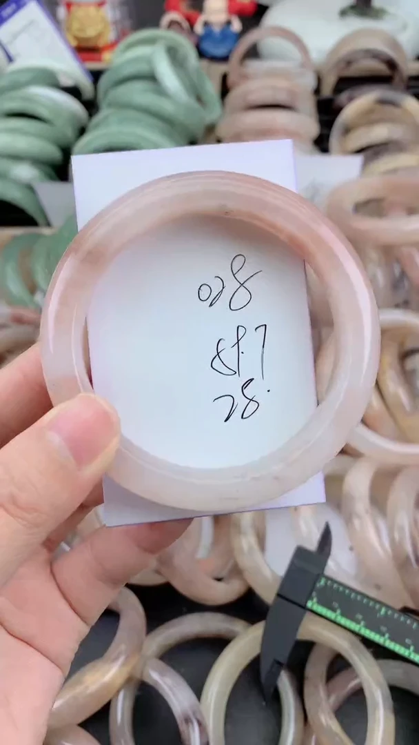 未镶嵌手镯石英质玉028