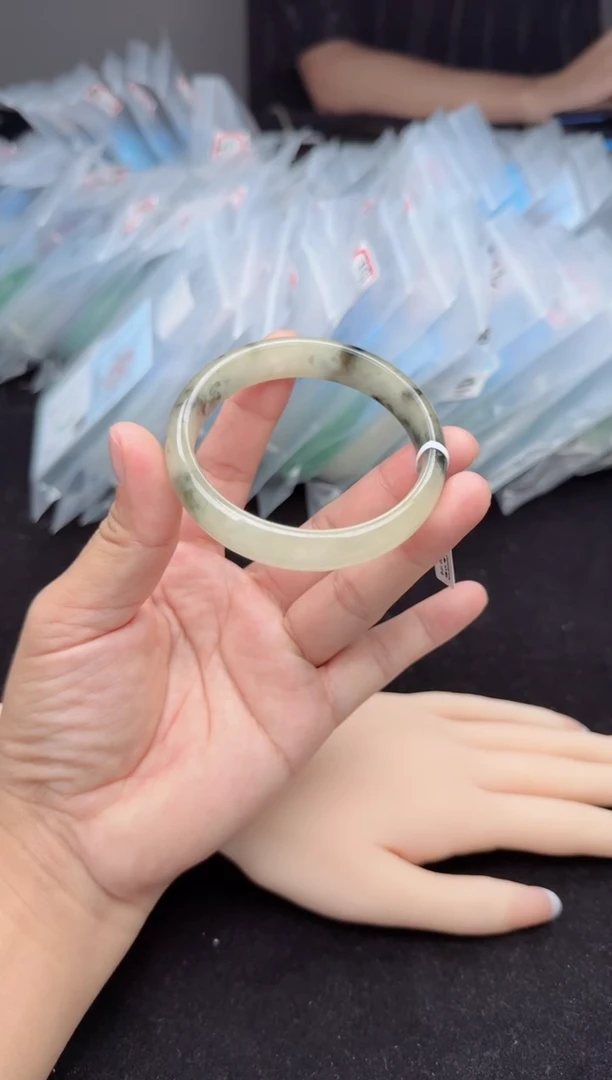 九九推荐手镯a023