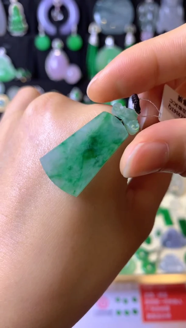 【闪购商品】定制翡翠未镶嵌毛货抛光