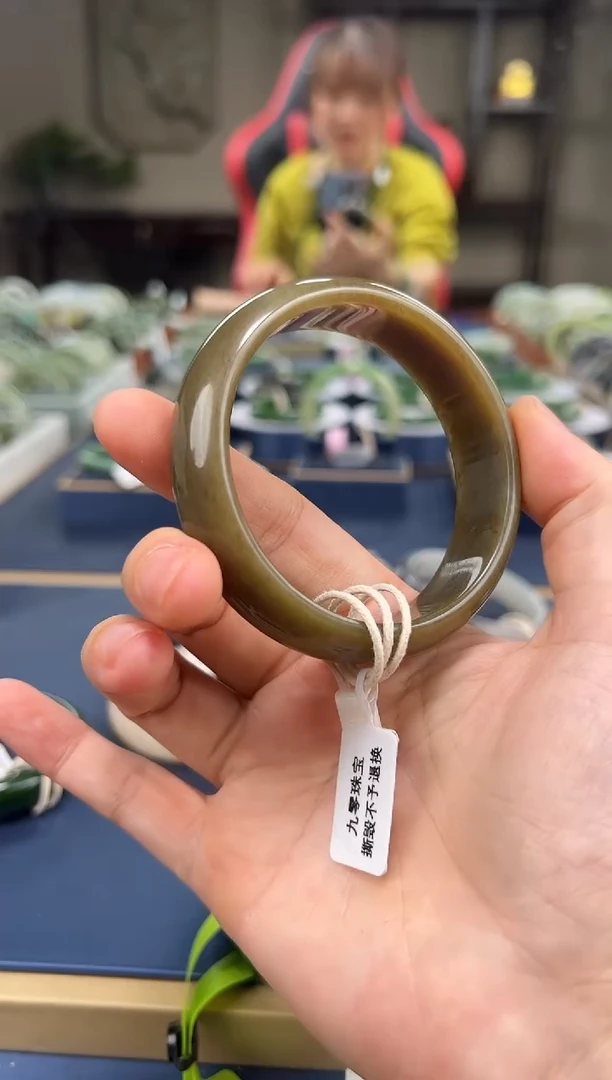 和田玉手镯未镶嵌A0005-60