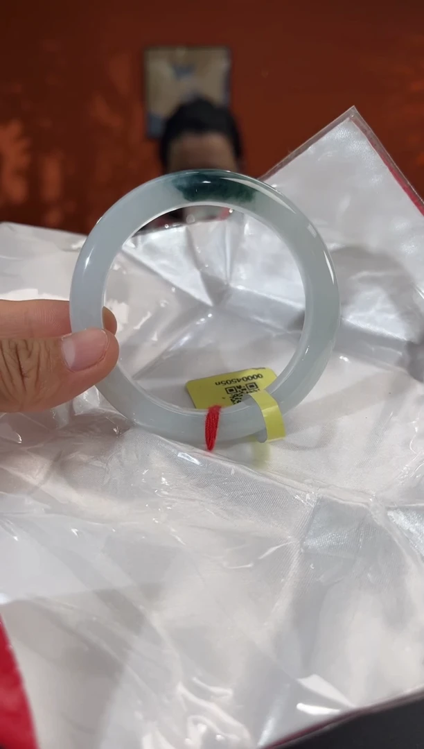 未镶嵌手镯翡翠阿**扎57