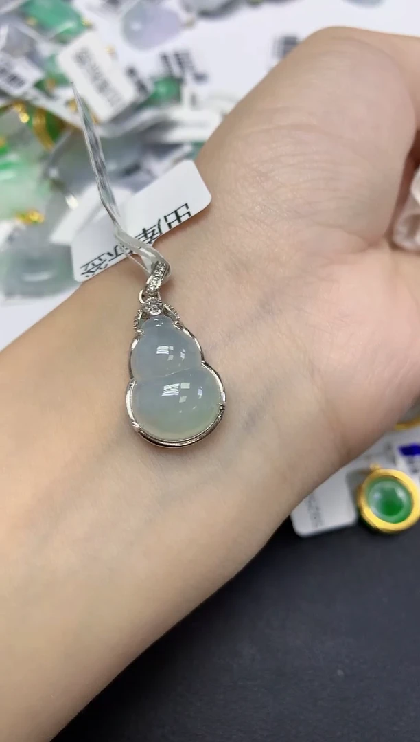 颈饰未镶嵌翡翠天然缅甸翡翠A货多样性发一件