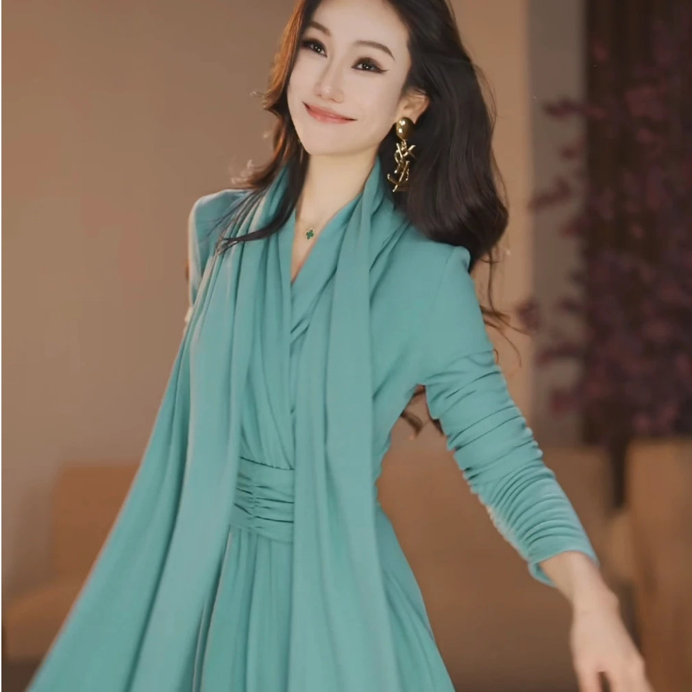 【YD:11】 青城微澜 法式高级感V领高腰设计显瘦长裙-HZ1139