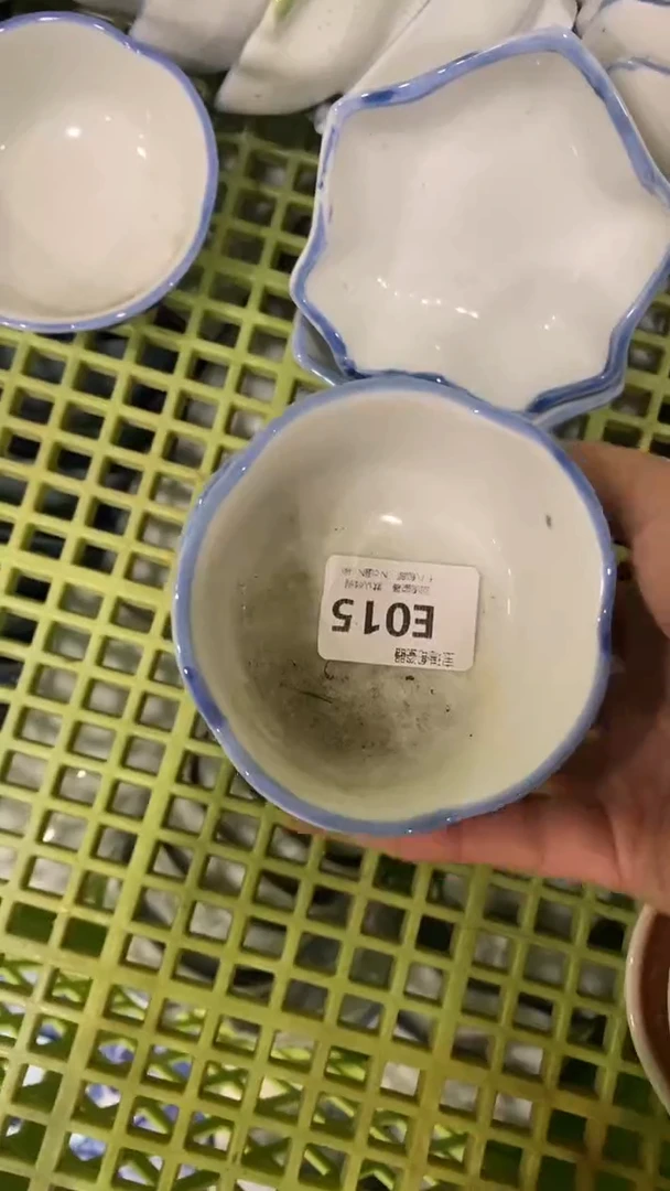 其他.****上回流瓷器默认微瑕，谨慎勿拍E015