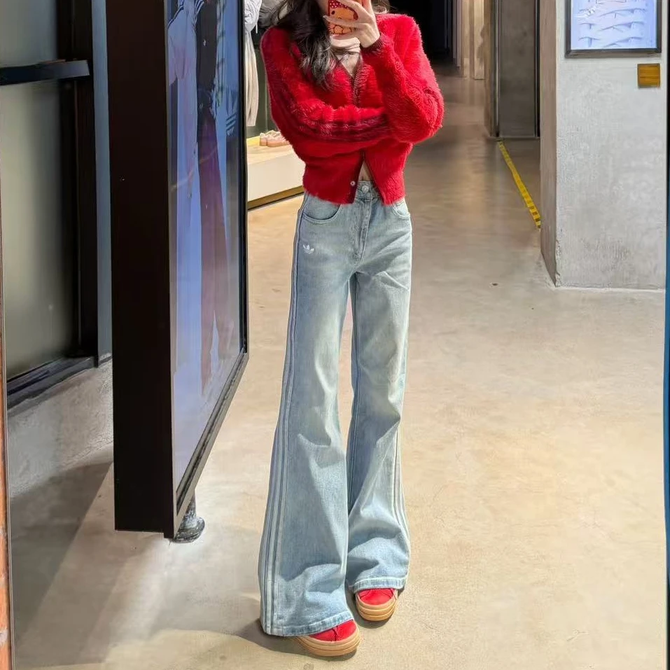 adidas三叶草「欧阳娜娜同款 」新年款水洗牛仔微喇运动裤 KT3173 3