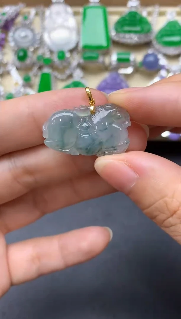 翡翠18K金镶嵌颈饰110-中国好珍宝