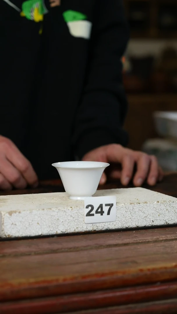 瓷片标题标题标题标题