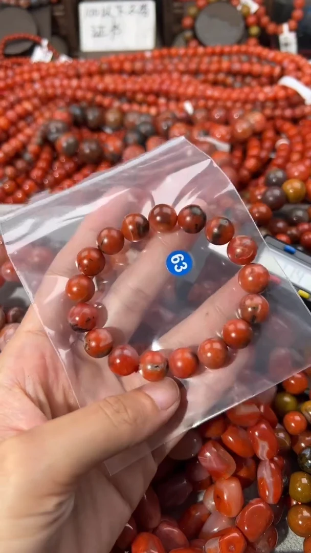 南红玛瑙手串未镶嵌11+