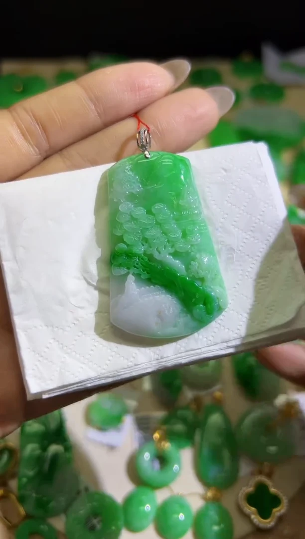 【闪购商品】翡翠颈饰18K金镶嵌Q缅料A货翡翠/支持复检/一件