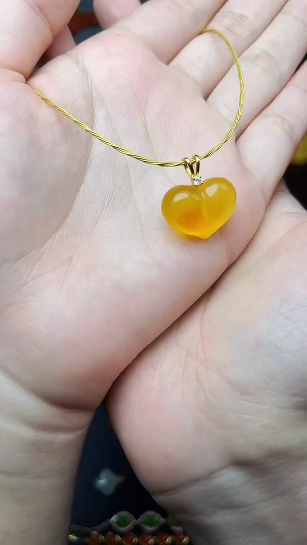 蜜蜡颈饰银S925镶嵌爱心 06