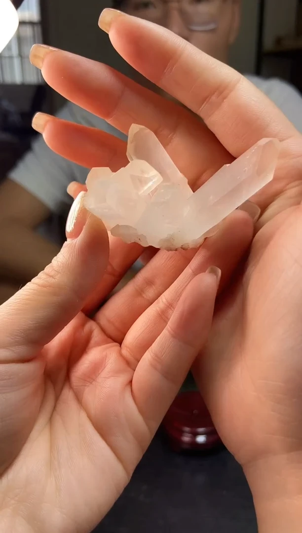 白柱/186未镶嵌水晶多样性发一件