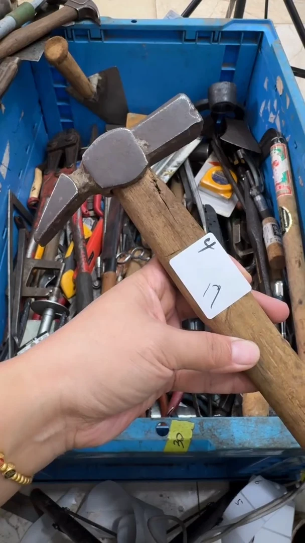 如****库家用五金工具一个