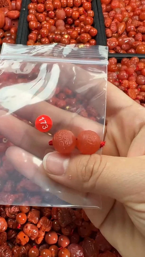 【闪购商品】南红玛瑙颈饰未镶嵌1