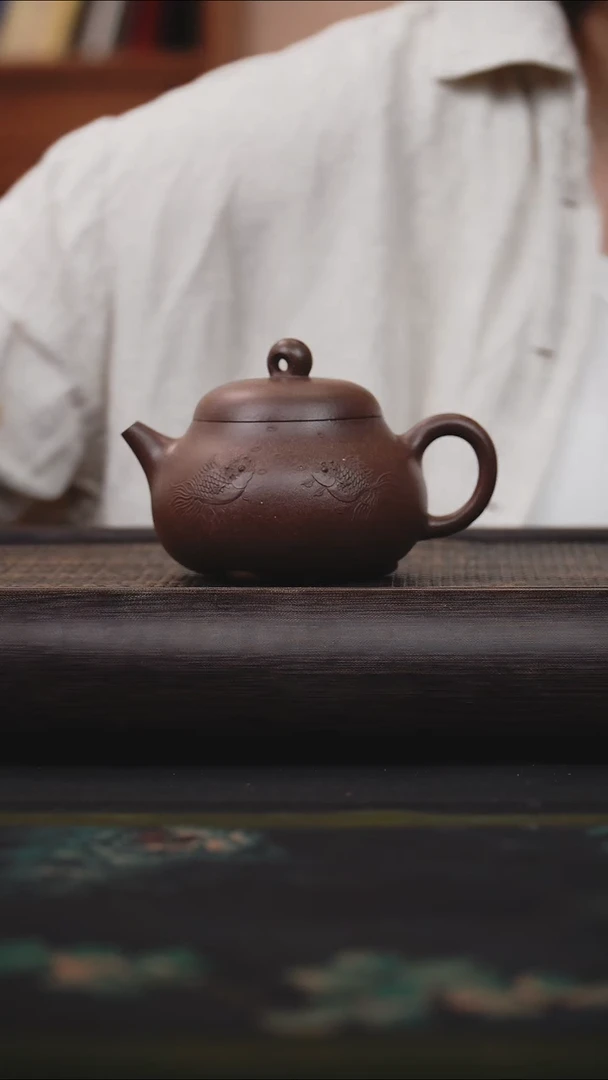 茶壶紫砂贵妃紫泥 小金鱼