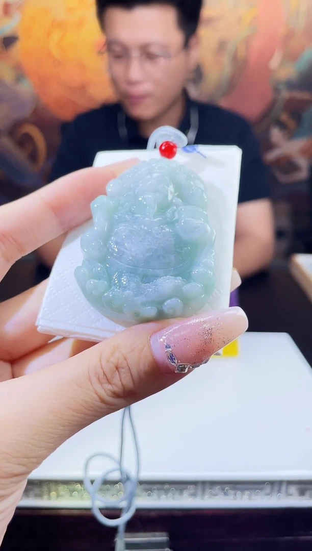 颈饰未镶嵌翡翠多样性发其一