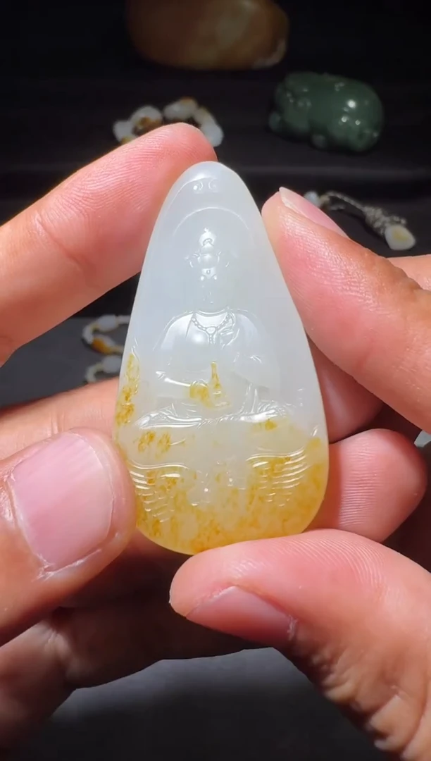 未镶嵌和田玉挂件和田玉