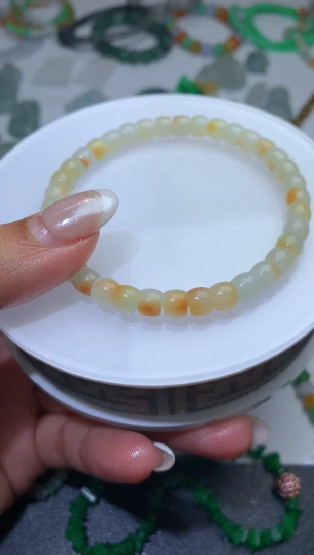 未镶嵌定制翡翠毛货