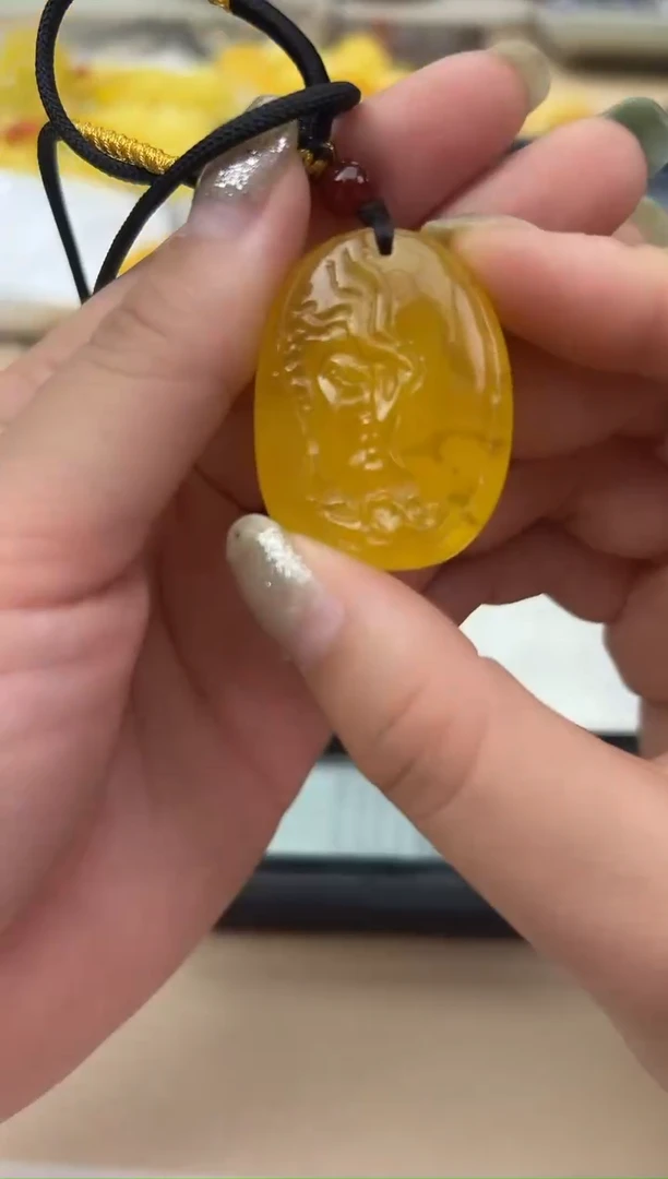 未镶嵌蜜蜡裸石蜜蜡吊坠