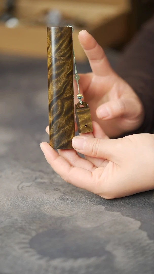 金丝楠满花云彩水波精工香筒895