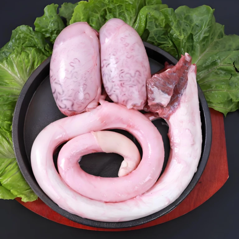 恩施高山  农家小黄牛 牛三宝