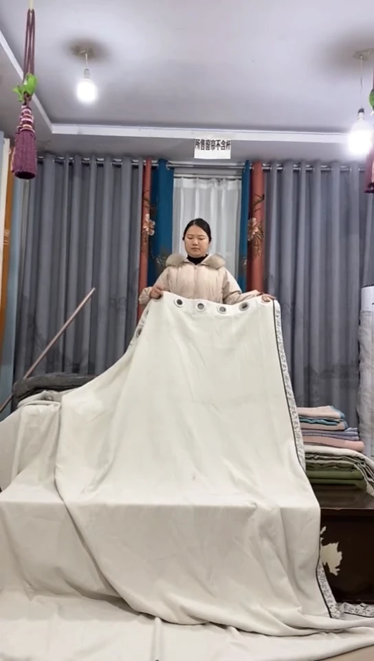 布成品窗帘   23