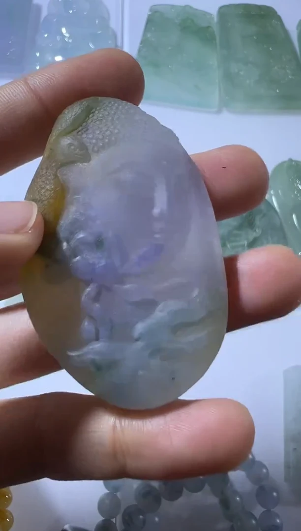 未镶嵌定制翡翠佛首