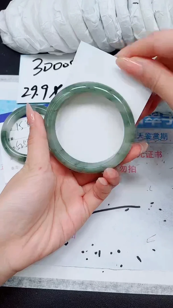 【闪购商品】石英质玉手镯未镶嵌A16-62/63