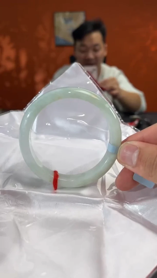 未镶嵌手镯翡翠翡翠手镯