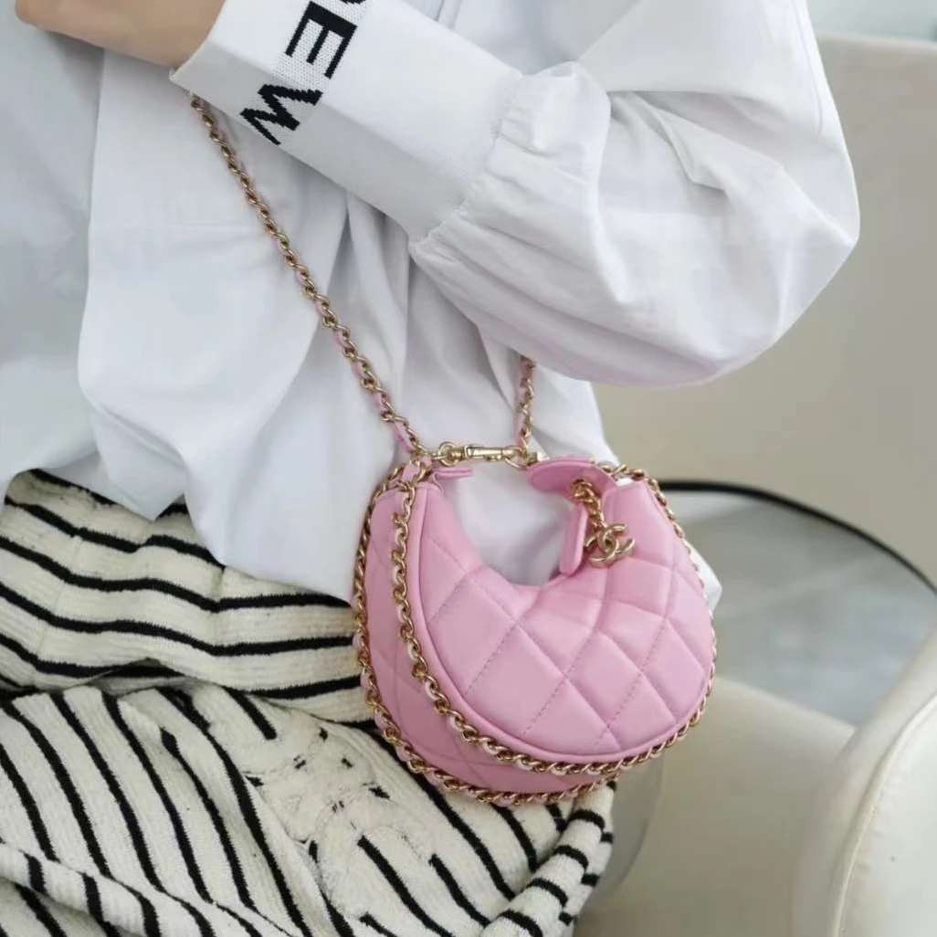 99新 Chanel/香奈儿 23P mini粉色 菱格纹 月牙包 链条包