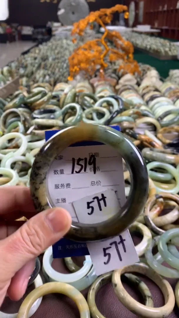 未镶嵌蛇纹石玉手镯1519