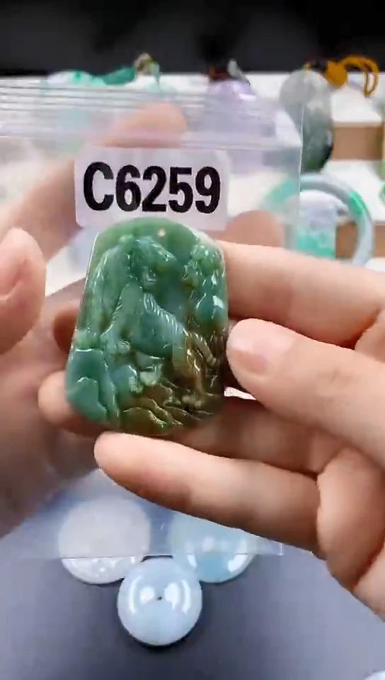 颈饰未镶嵌翡翠天然翡翠吊坠挂件