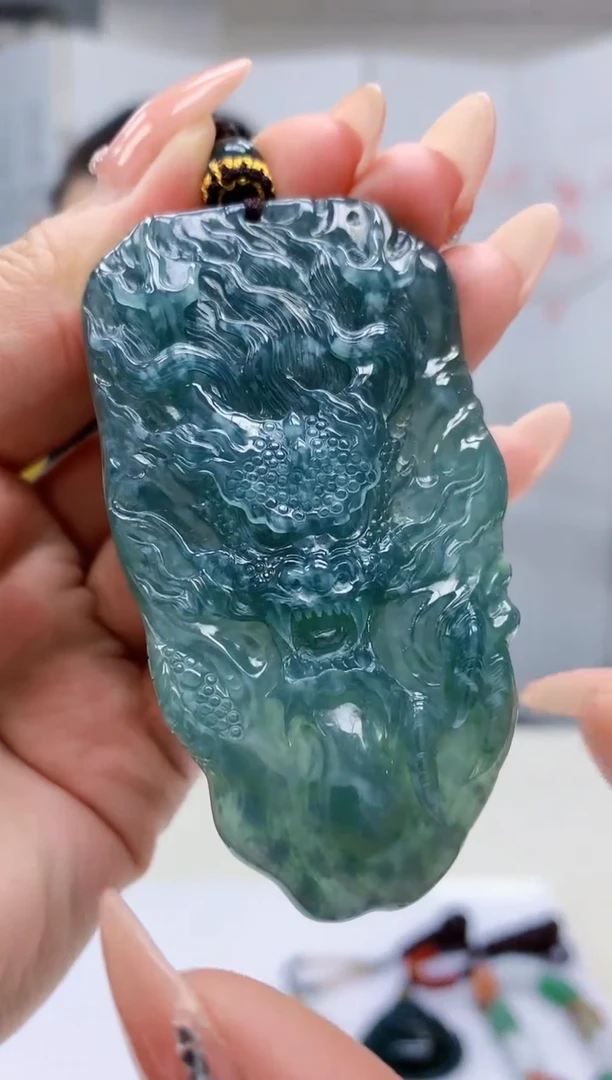 【闪购商品】定制翡翠未镶嵌4902MM-毛货挂件9