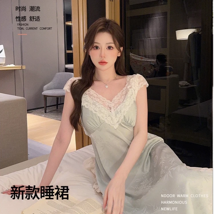 弹力性感女薄款夏季睡眠V领睡裙显瘦纯欲法式春夏带胸垫