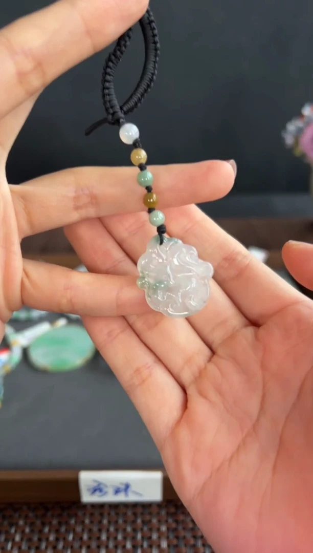 翡翠未镶嵌吊坠(不含链)3240号