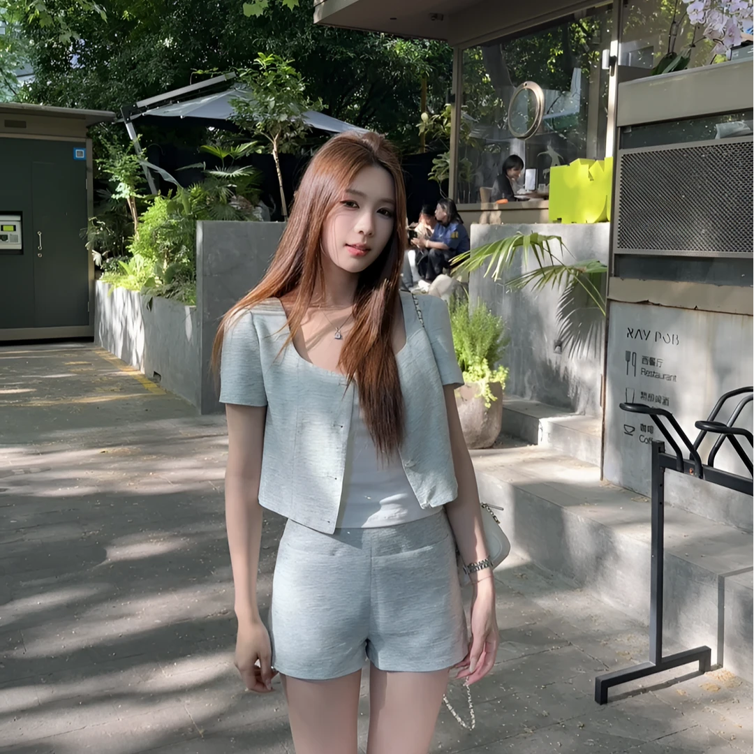 Yue【极地冰川】夏季时尚浅蓝收腰精致气质小香风套装