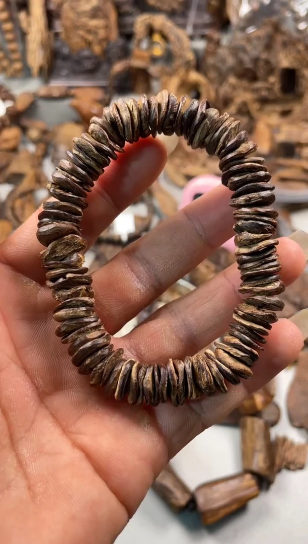 沉香沉香碎屑达拉干  沉香16克沉水