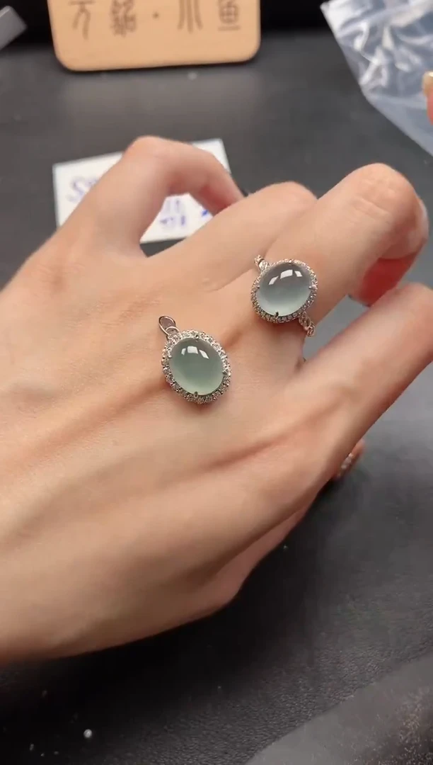 银S925镶嵌戒指翡翠85511