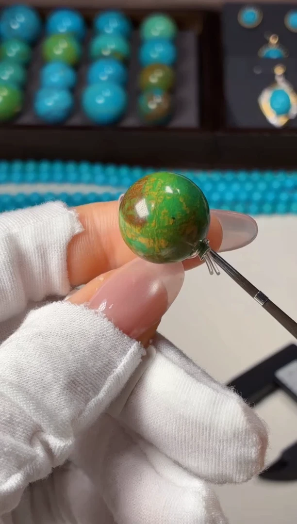 未镶嵌绿松石手链1