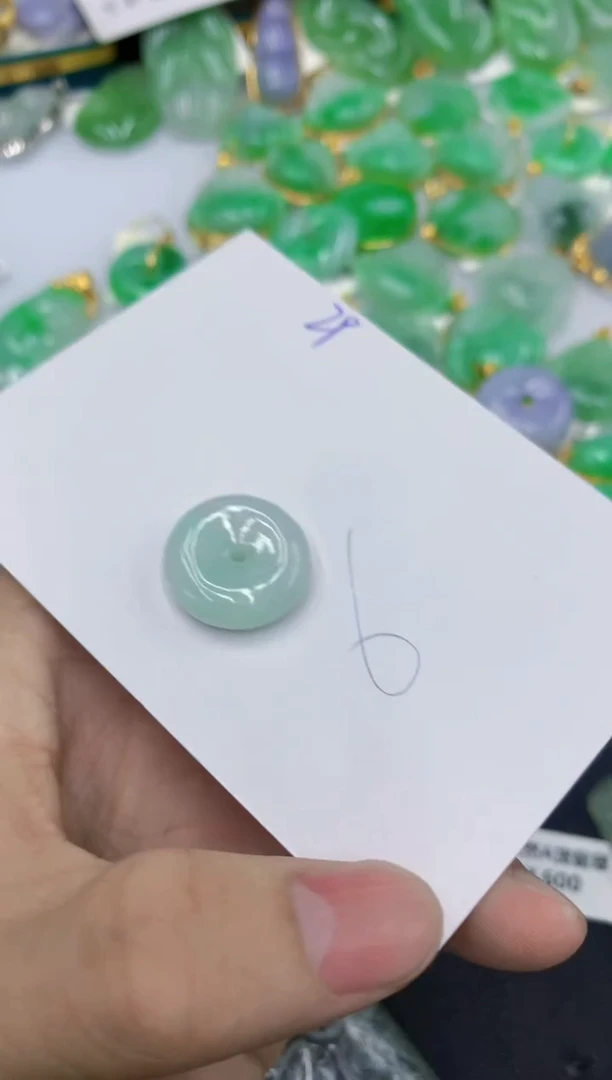 颈饰未镶嵌翡翠1111111111111