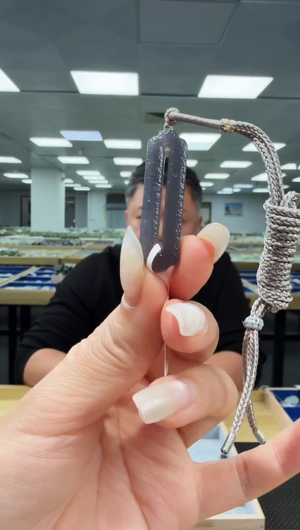 颈饰18K金镶嵌和田玉和田玉牌子 YZ-LKFP1248 多样性发一