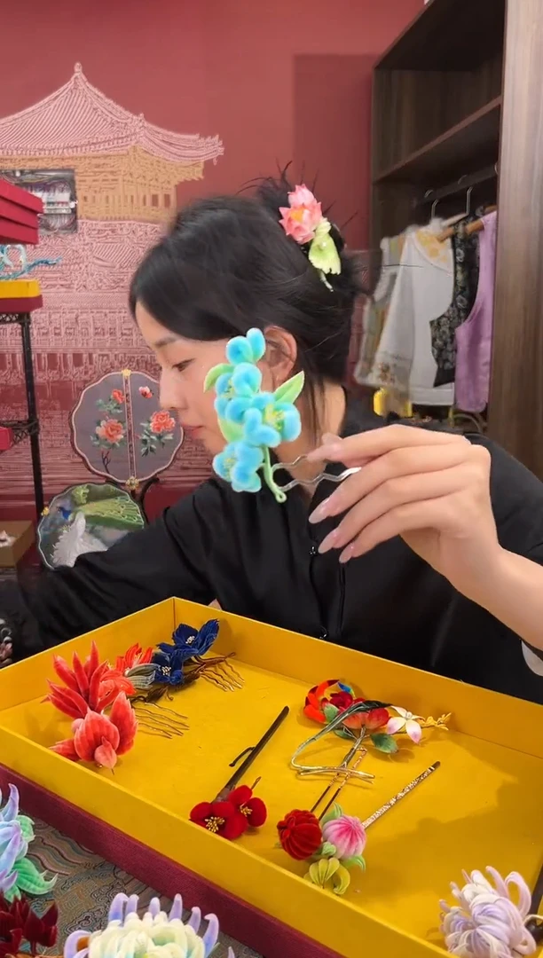 【闪购商品】刺绣非遗绒花（发饰）