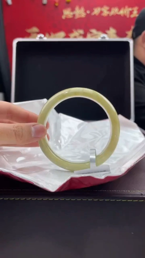 【闪购商品】翡翠手镯未镶嵌16翡翠手镯