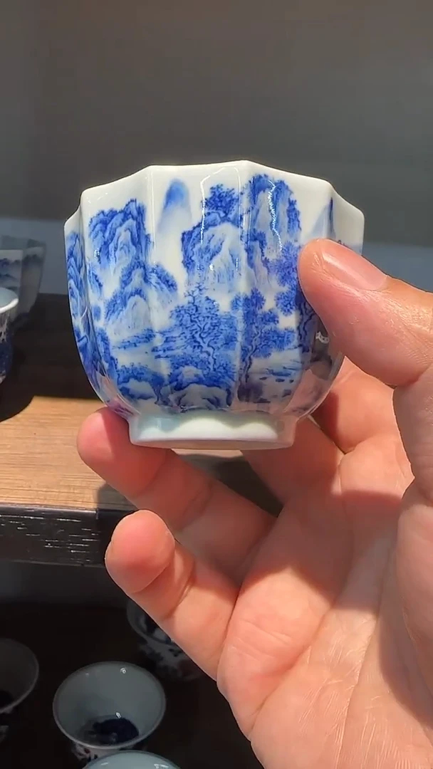 【初谨】青花山水方杯