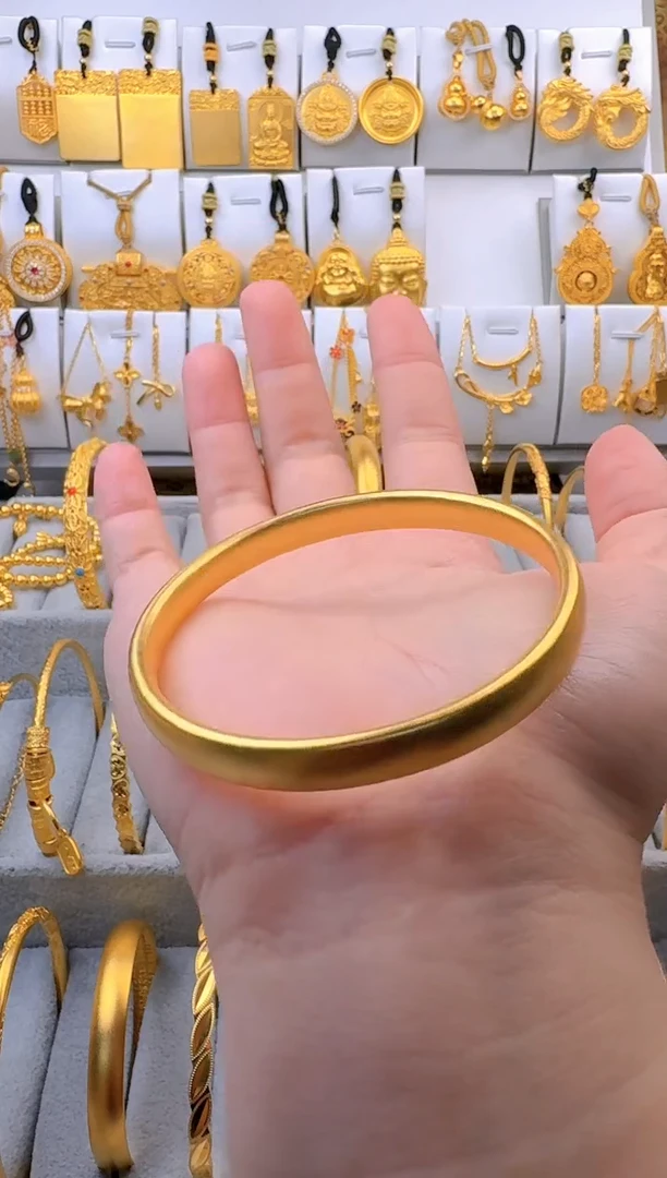 无足银轮胎手镯    总重29g外2.6g